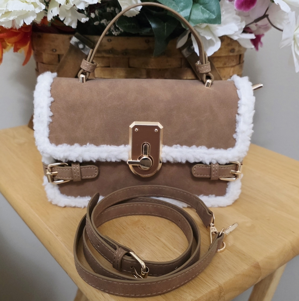 Gorgeous Mini Faux Suede And Fur Handbag With Strap! Perfect For Winter Fashion.